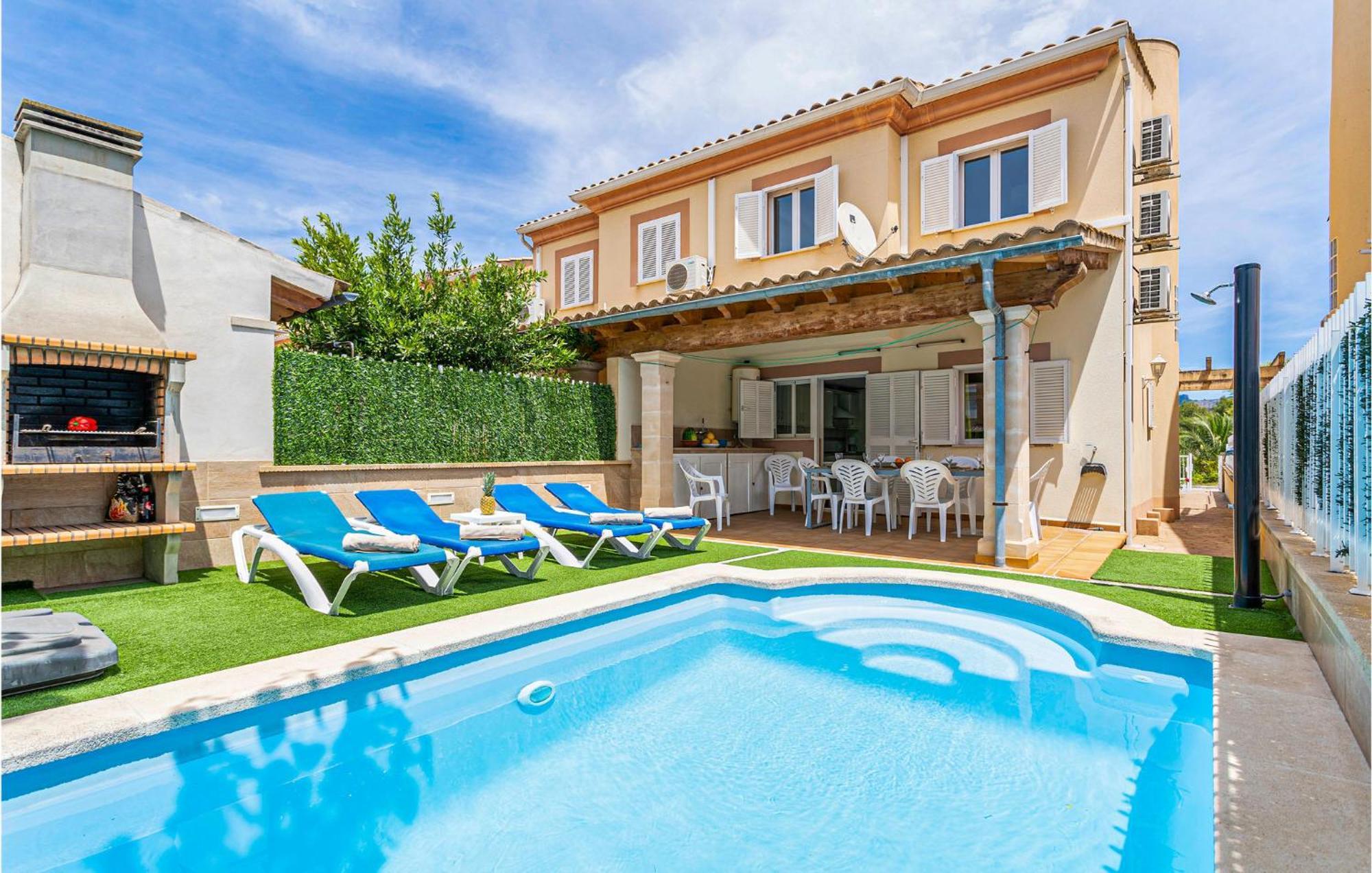 4 Bedroom Beautiful Home In Alcudia Port de Alcudia  Exteriör bild