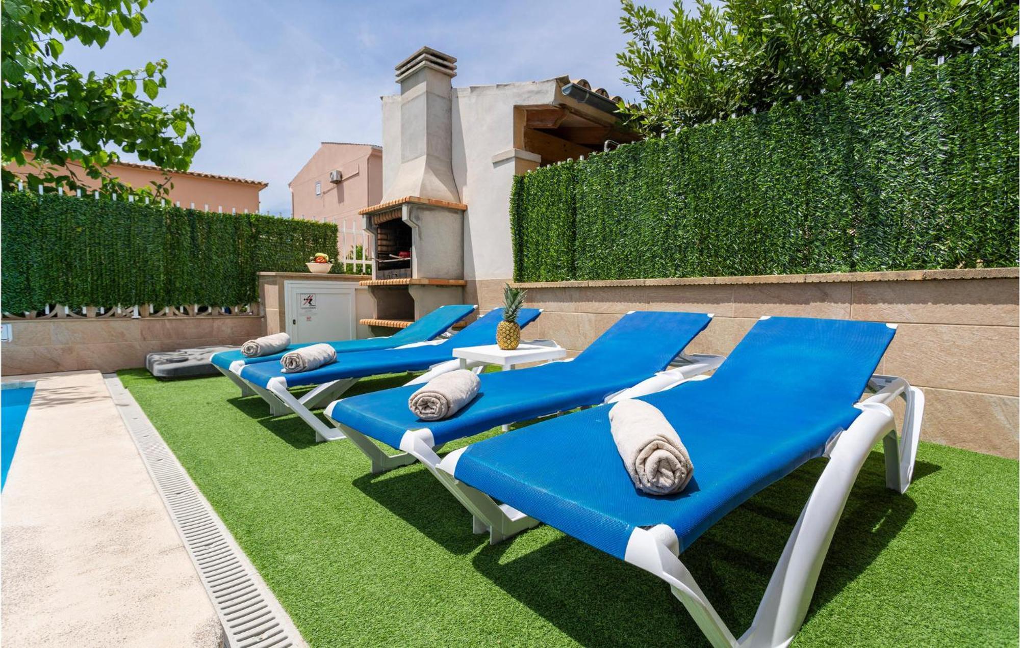 4 Bedroom Beautiful Home In Alcudia Port de Alcudia  Exteriör bild